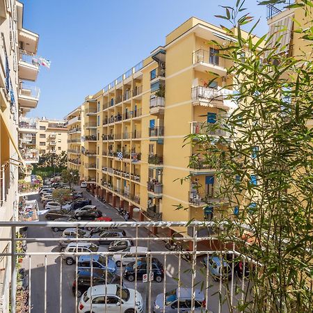 Surya House - Elegant Apartment In Sorrento Exterior foto