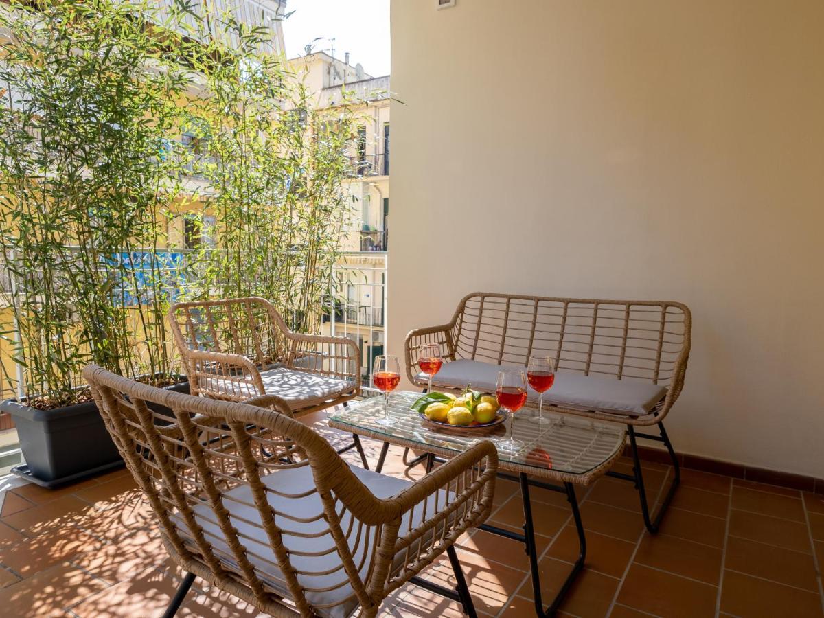 Surya House - Elegant Apartment In Sorrento Exterior foto