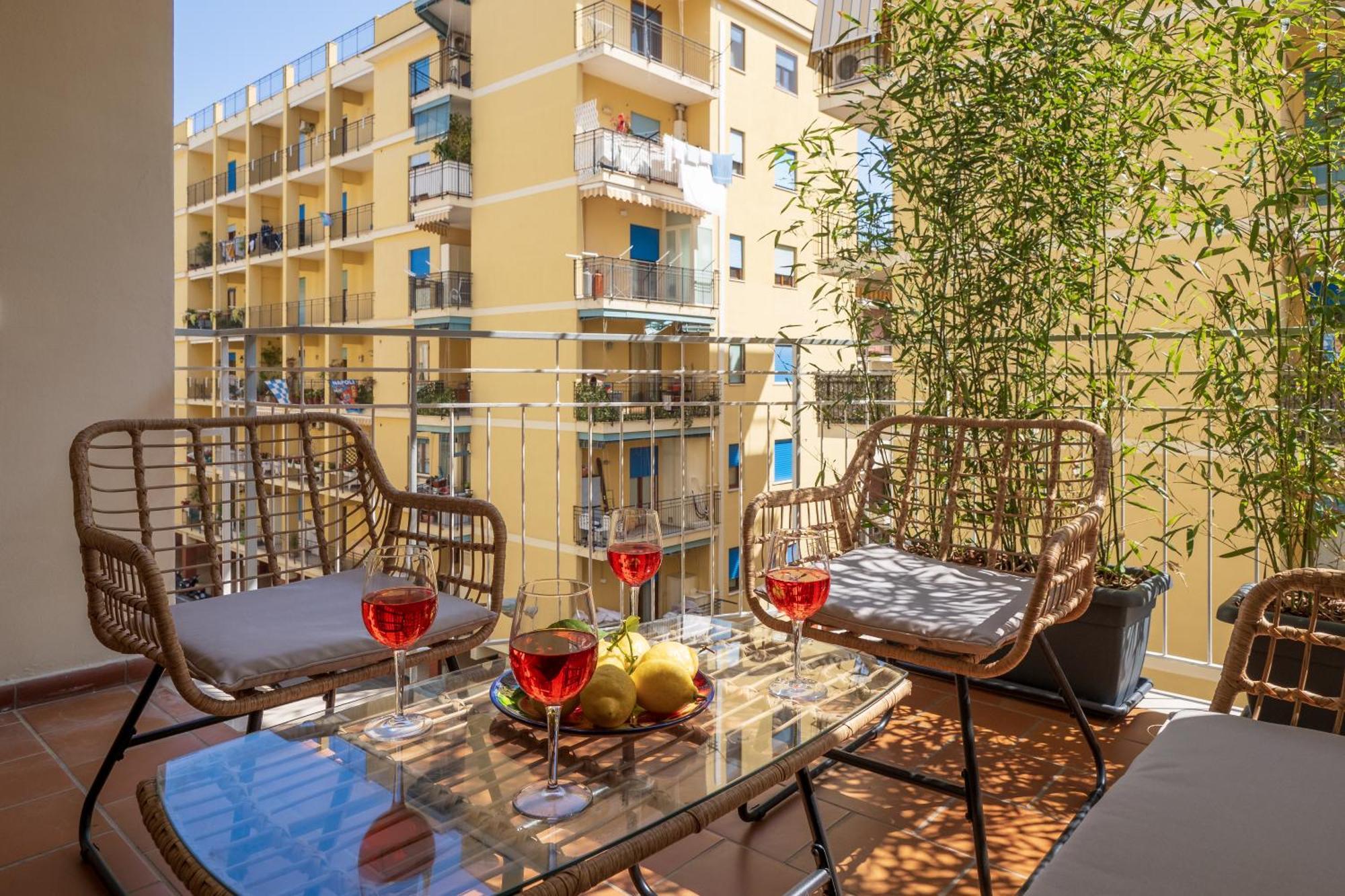 Surya House - Elegant Apartment In Sorrento Exterior foto